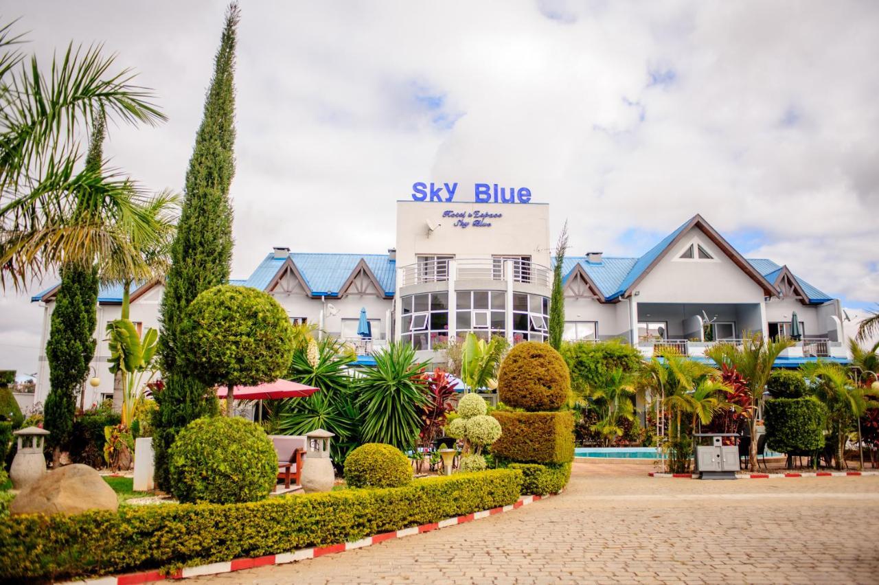Hotel Sky Blue Mada Alasora Екстериор снимка
