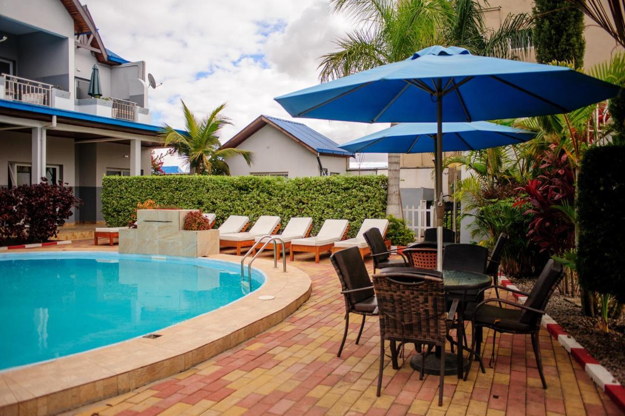 Hotel Sky Blue Mada Alasora Екстериор снимка