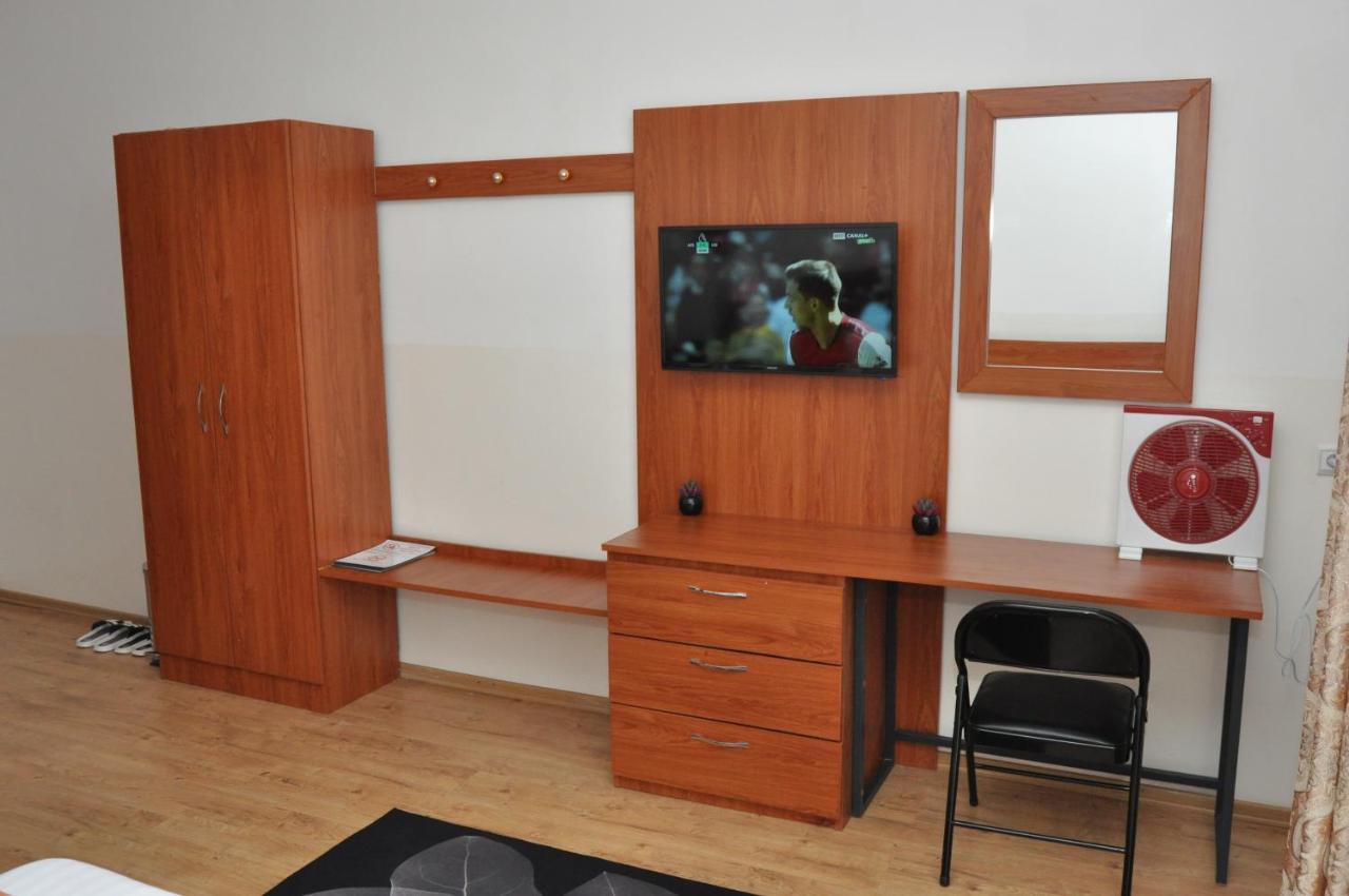 Hotel Sky Blue Mada Alasora Екстериор снимка