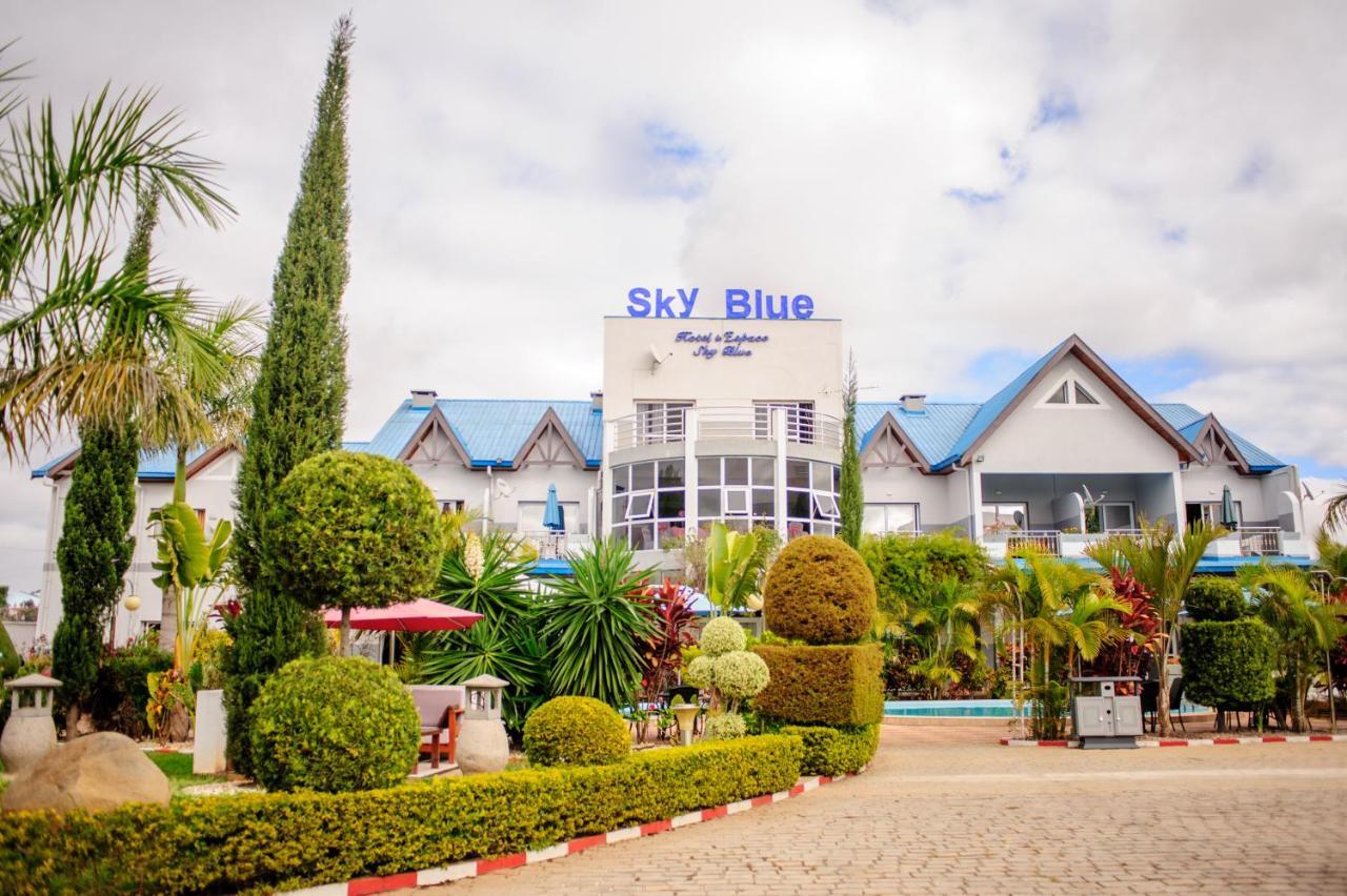 Hotel Sky Blue Mada Alasora Екстериор снимка
