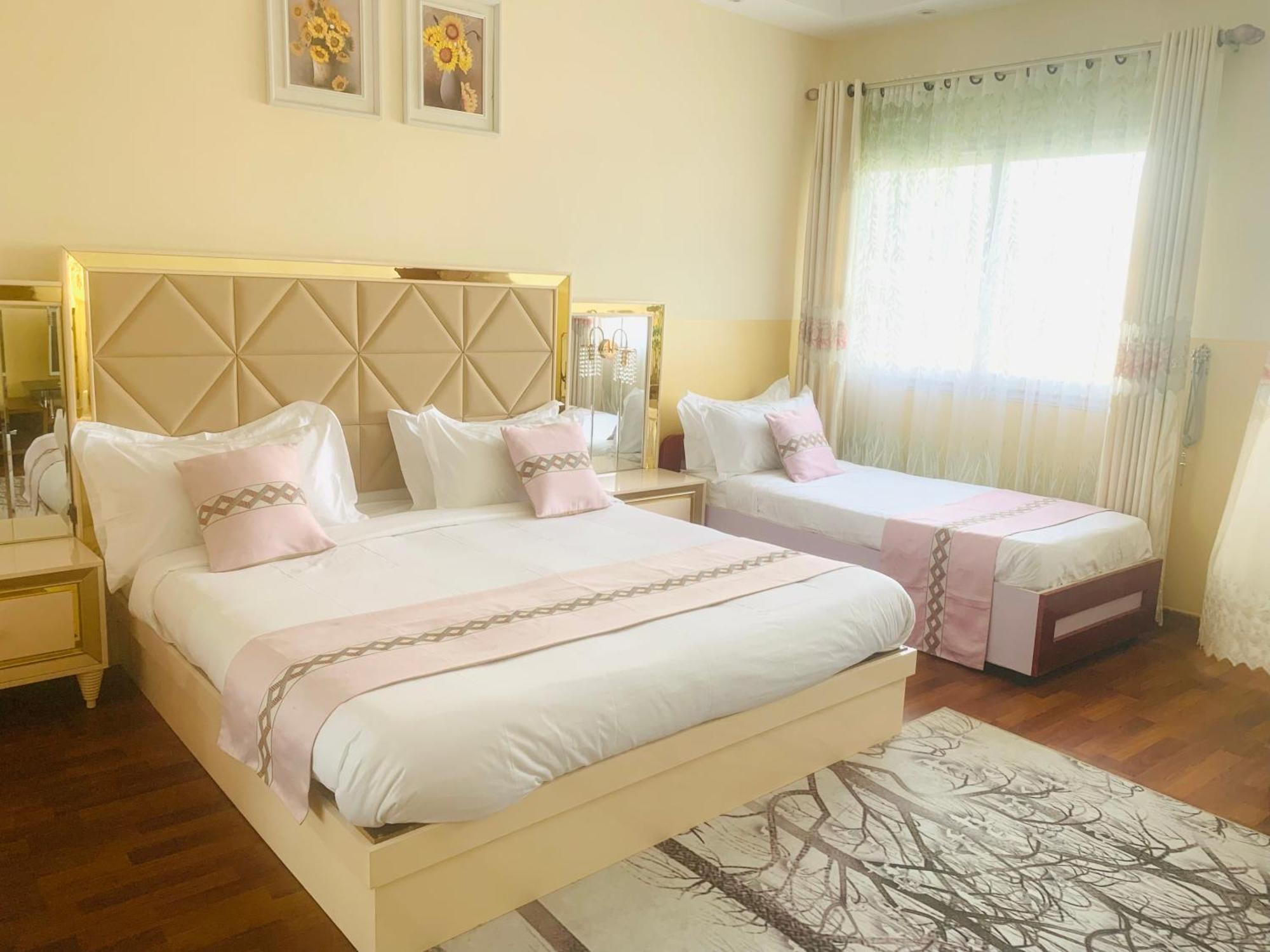 Hotel Sky Blue Mada Alasora Екстериор снимка