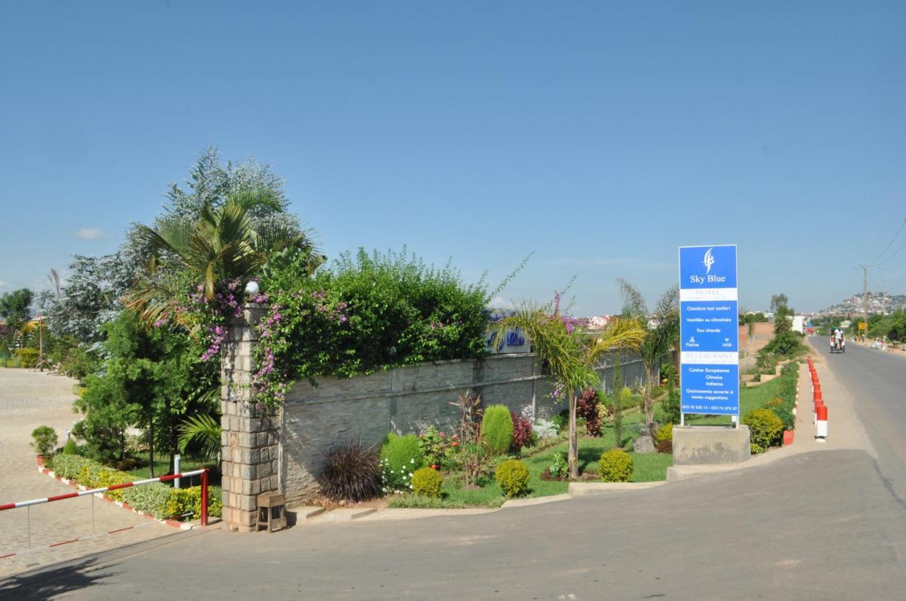 Hotel Sky Blue Mada Alasora Екстериор снимка